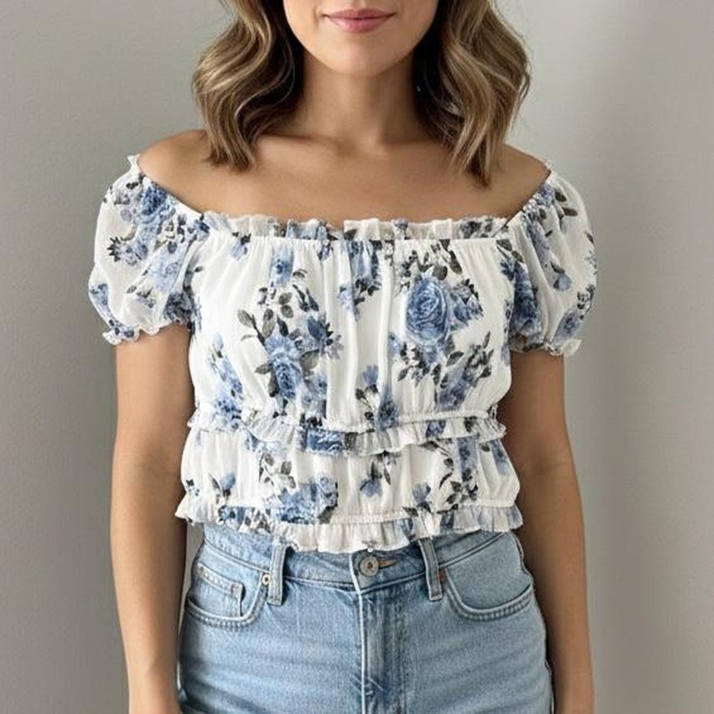 Mi Ami White & Blue Floral Crop Top | Size Small